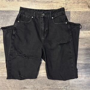 American Eagle Outfitters Women's Distressed Black Straight Leg Jeans Size 2